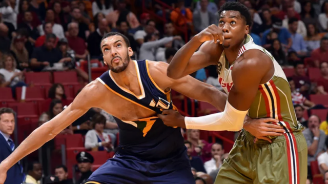 举国旗致敬 举国旗致敬