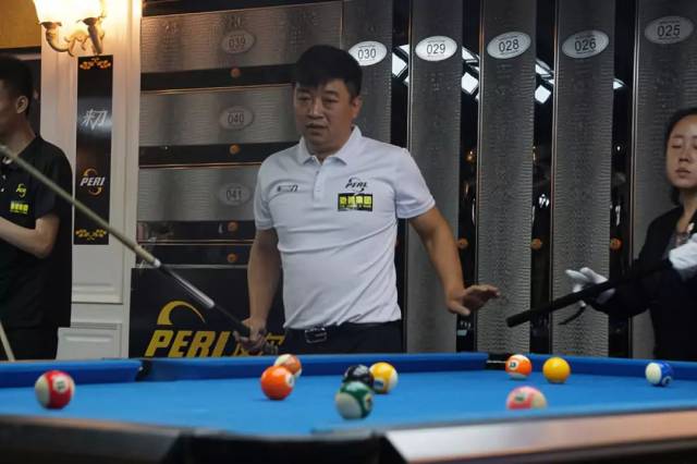 斯图加特逆 斯图加特逆