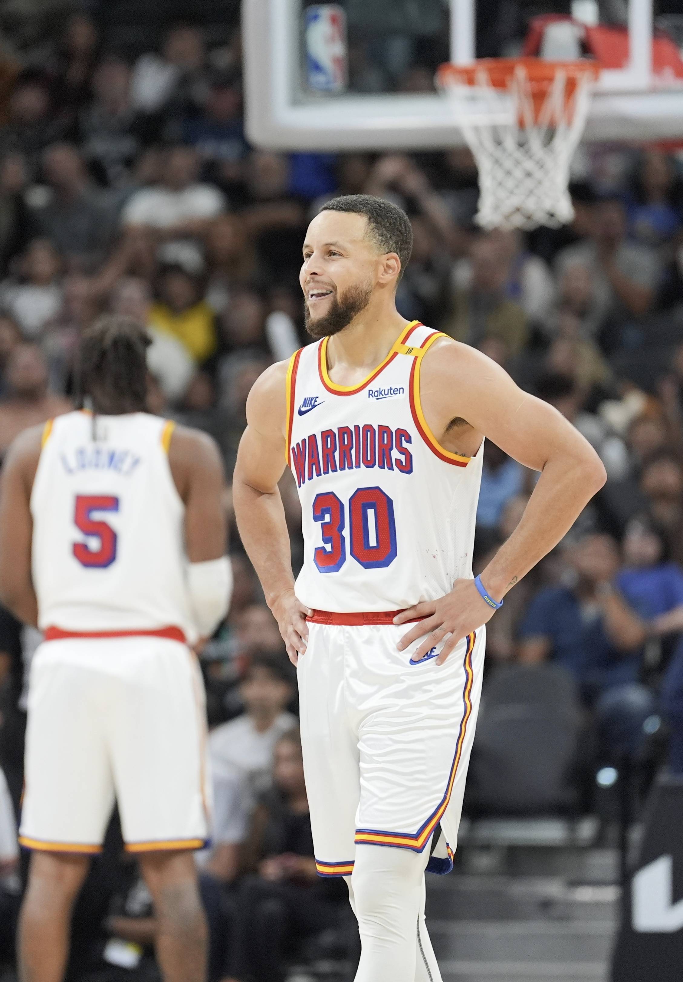 一人主守厕 一人主守厕